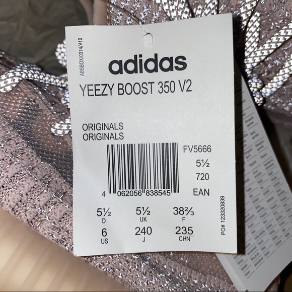 Yeezy Boost 350 V2 Synth - Picture 2 of 10
